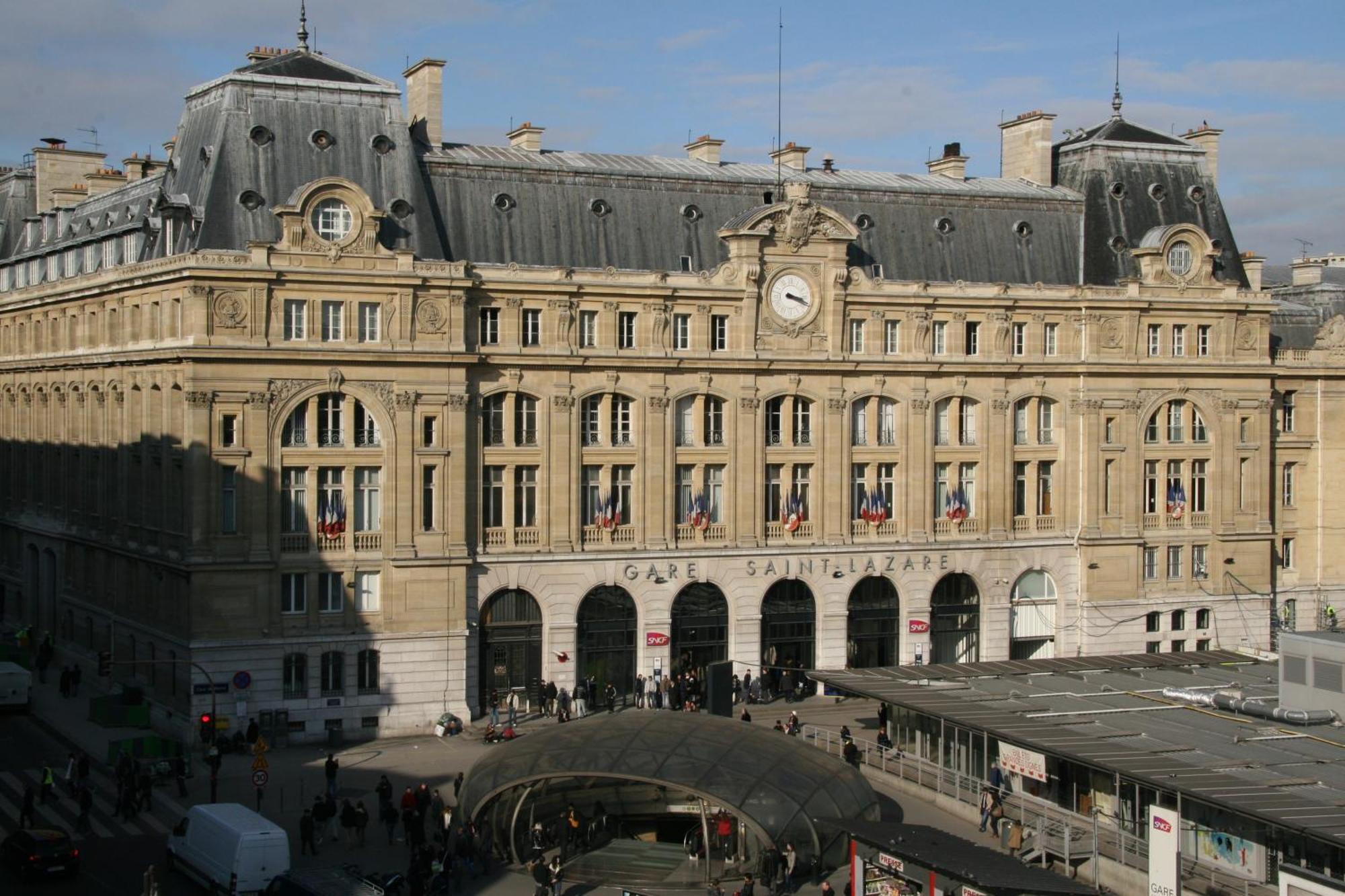 Hotel Bellevue Saint-Lazare París Exterior foto